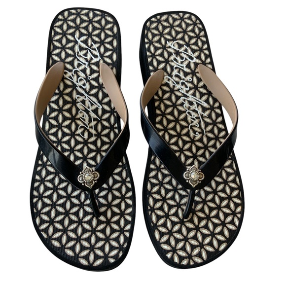 BRIGHTON Wedge Sandals Size 8 With Dust Bag Black Wedge Flip Flops Brand New - Picture 4 of 9